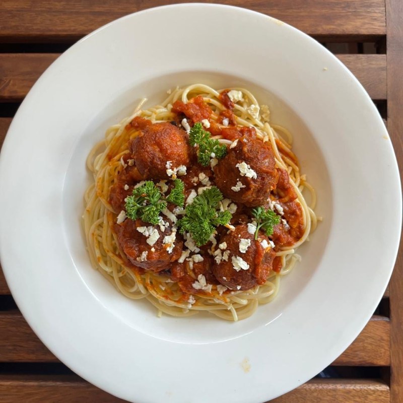 Spaghetti with Paneer&nbsp;balls